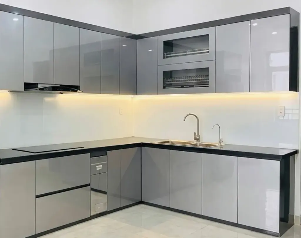 Ảnh thực tế – tủ bếp inox 304 bếp chữ L nhà chú Bắc – Nam Từ Liêm